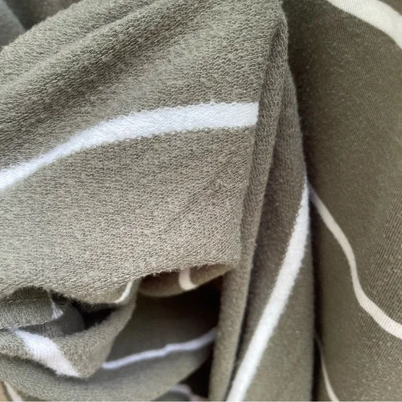 MAURICES Women’s Striped Olive Green T-Shirt Short Sleeve Dress Size XS - Picture 7 of 9